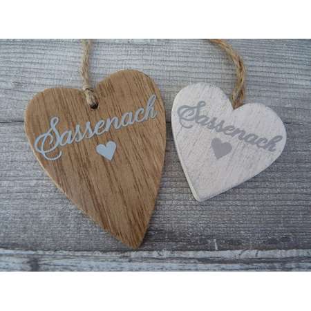 Outlander inspired Sassenach hanging heart decorations, rustic wooden heart gift tags that can also be used as bookmarks, Outlander gift thumb