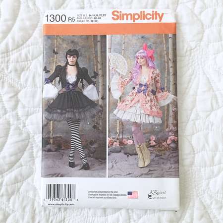 Lolita Style Costume Pattern Size 14 16 18 20 22 Simplicity 1300 Cosplay Lolita-Adams Family Wednesday-Gothic-Ruffles-Rococo thumb