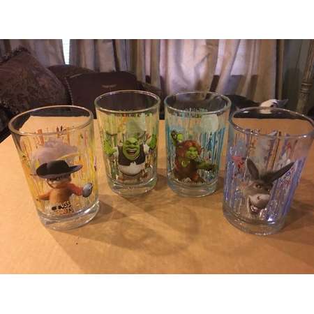 Set Of 4 Assorted Dreamworks Shrek Forever After Tumblers From McDonalds. 2007 thumb