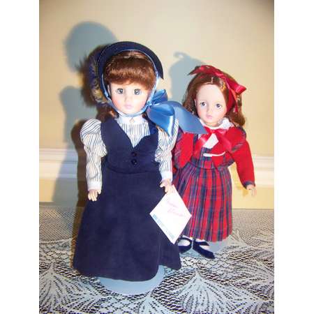 Madame Alexander Anne( of green gables) becomes a teacher with Teachers Pet (2doll lot) thumb