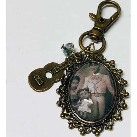 Rivera Family Portrait Hector and Imelda Small Oval Cameo Brooch Keychain or Necklace. Disney Pixar Coco Storybook Jewelry thumb