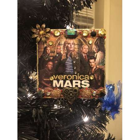 Veronica Mars Magnet or Christmas Tree Ornament Your Choice! thumb