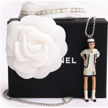Chanel Coco Figurine Pendant ( w/ Flip Book ) 218064 thumb