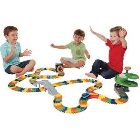 Kidoozie Super Spiral Build-A-Road with Over 17 Feet of Interchangeable, Flexible Track and 2 Battery Operated Cars thumb